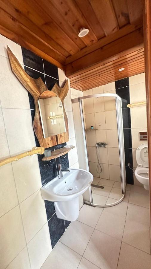 Otel Wood House Анталия Екстериор снимка